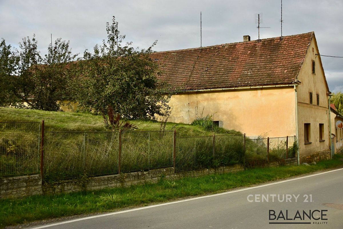 Prodej vícegeneračního domu 200 m², pozemek 2099 m² – fotografie 2