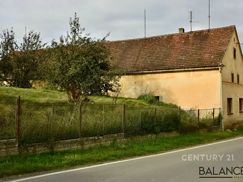 Prodej vícegeneračního domu 200 m², pozemek 2099 m², Dnešice – náhled fotky 2