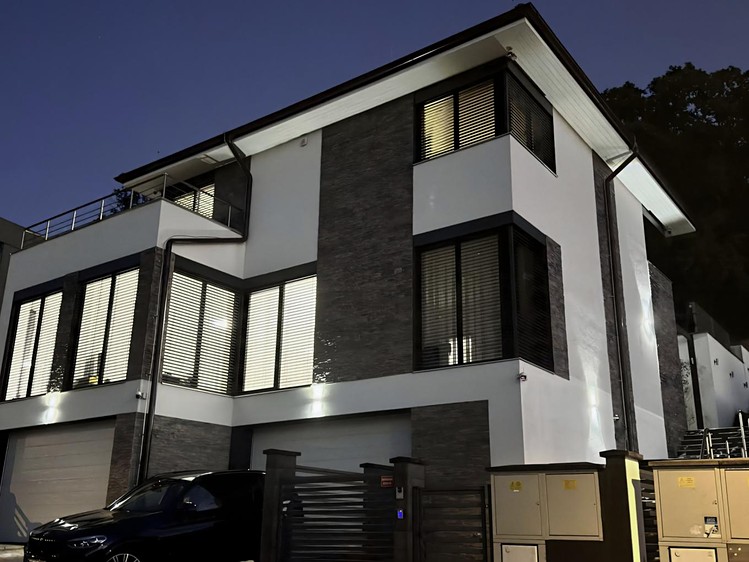 Prodej domu, 290 m² (18 z 24)