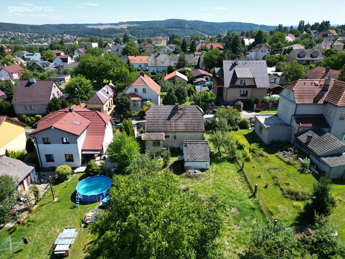 Prodej stavebního pozemku 809 m² – pohled 4