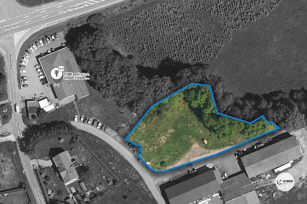 Pronájem komerčního pozemku 3810 m²