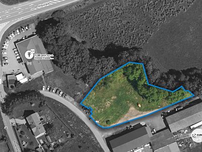 Pronájem komerčního pozemku 3810 m²
