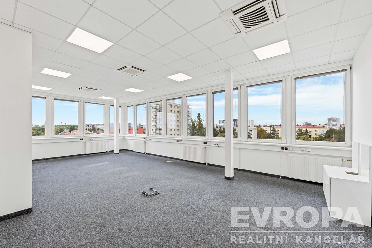 Pronájem kanceláře 41 m² – fotografie 4
