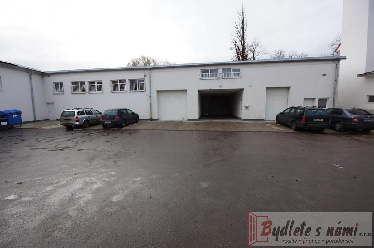 Prodej výrobní haly, prostoru 3000 m² – fotografie 5