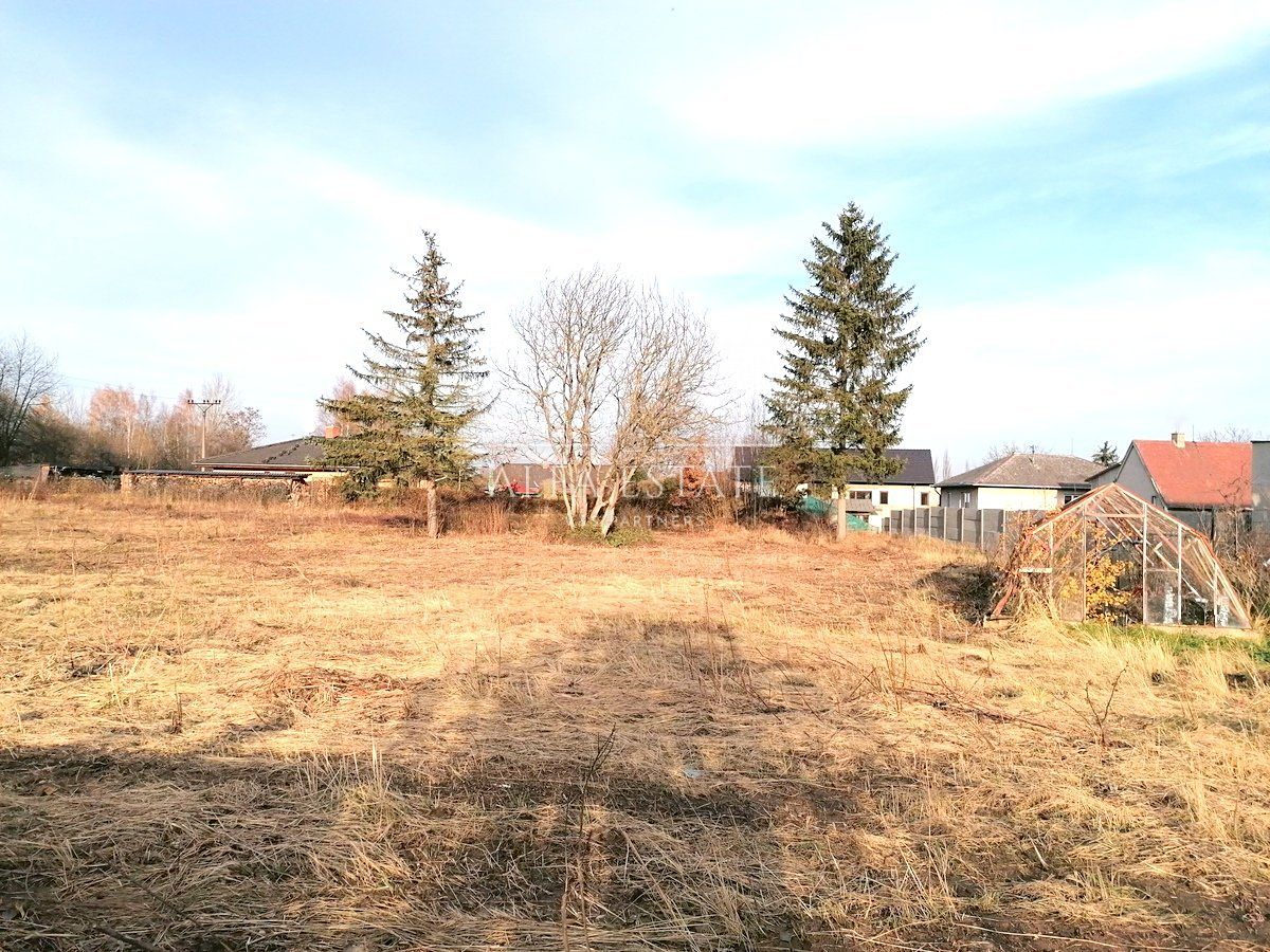 Prodej stavebního pozemku 3736 m² – fotografie 3