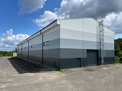 Pronájem skladového prostoru 1122 m²