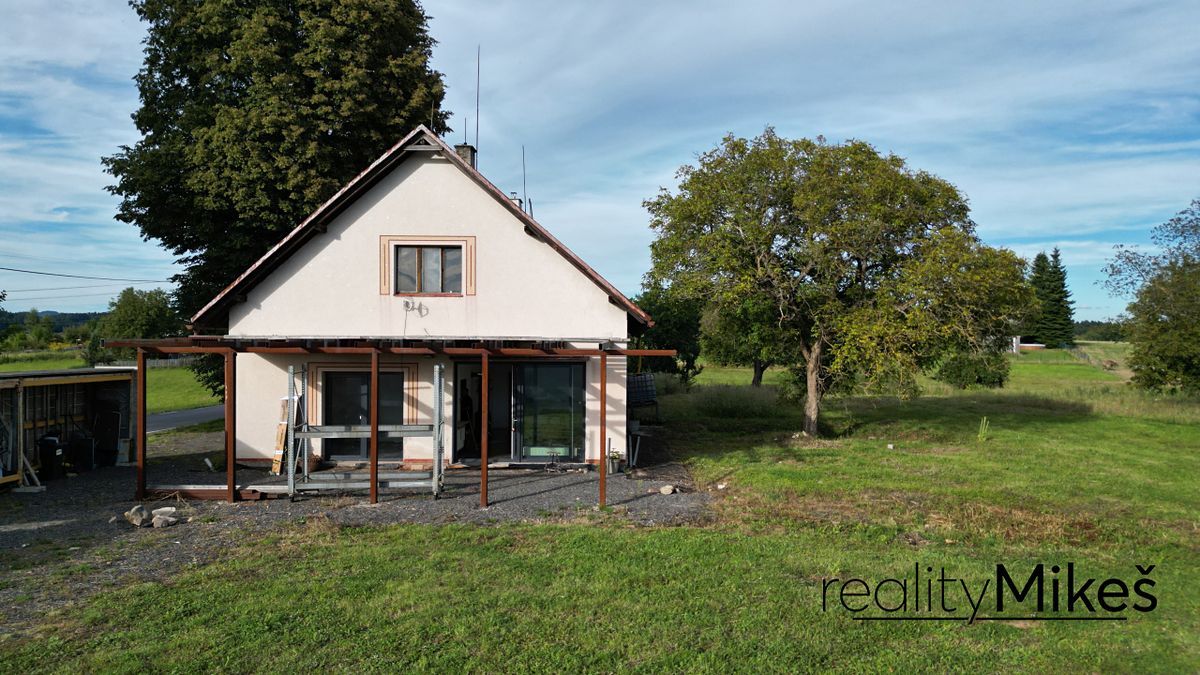 Prodej rodinného domu 193 m², pozemek 2169 m² – fotografie 5