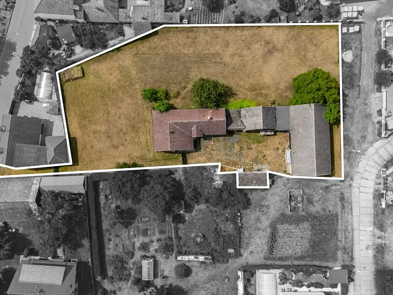 Prodej stavebního pozemku 2624 m², Mělník – náhled fotky 1