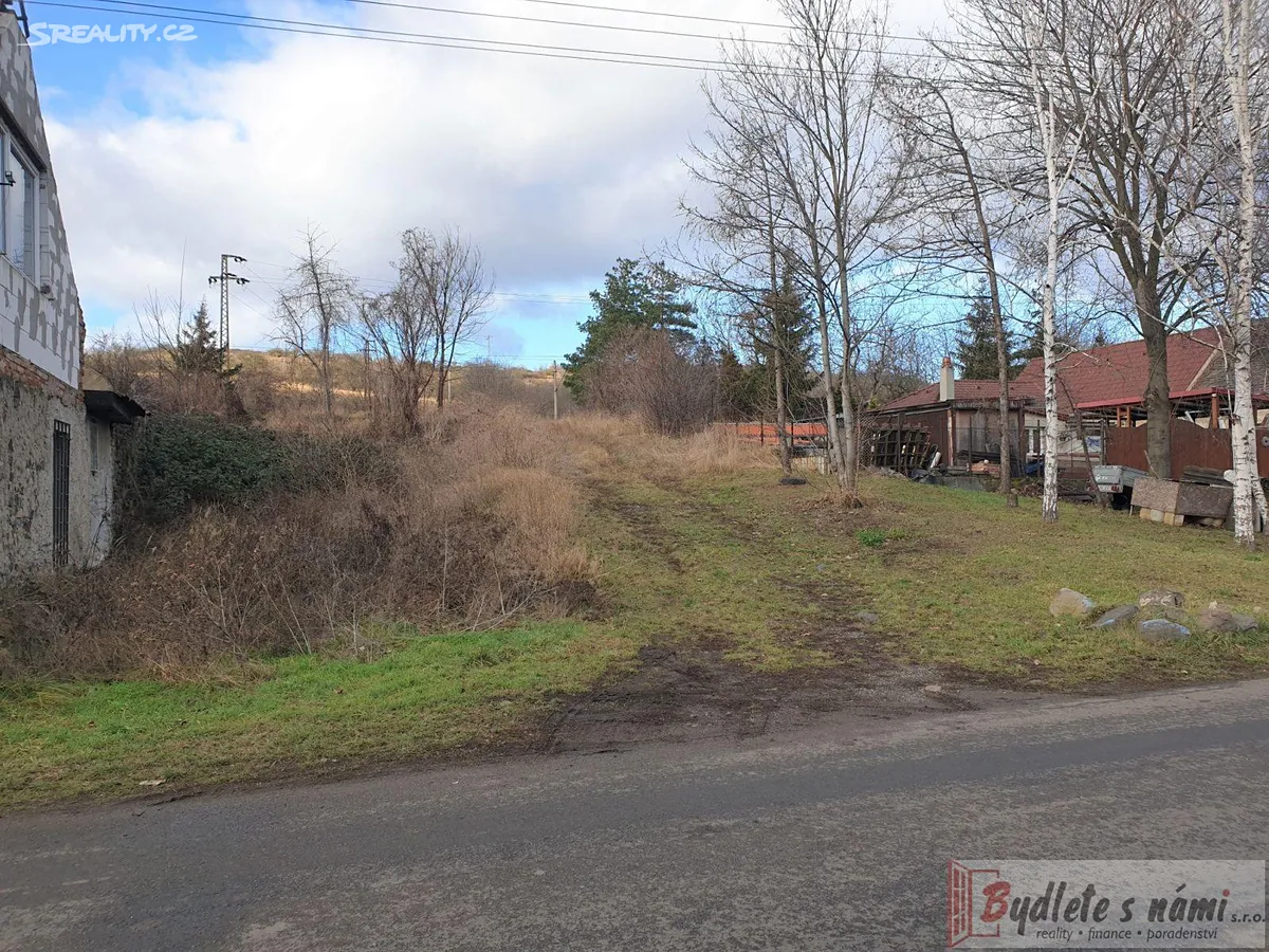 Prodej stavebního pozemku 1011 m², Obrnice