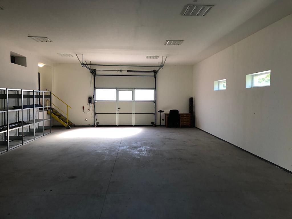 Pronájem výrobní haly, prostoru 144 m² – fotografie 2