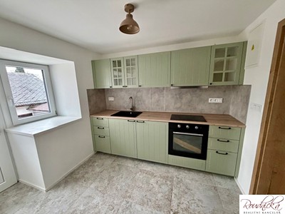 Pronájem bytu 2+kk 40 m² (Jednopodlažní)