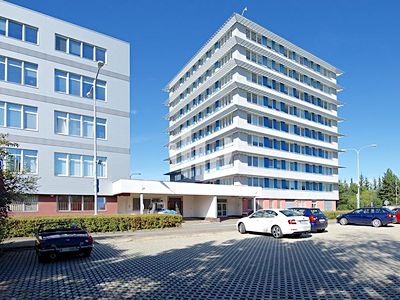Pronájem kanceláře 375 m²