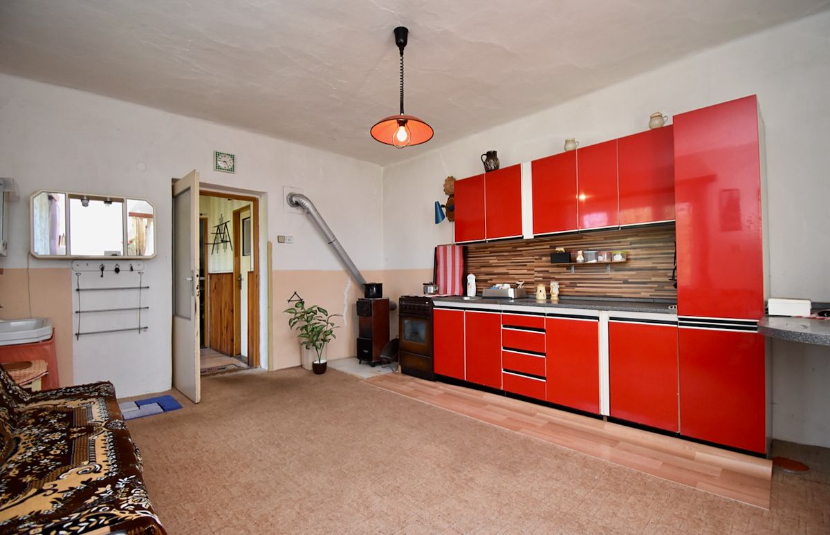 Prodej chalupy 80 m², pozemek 225 m² – fotografie 4