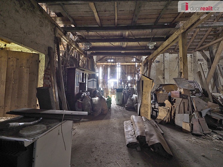 Комерційне приміщення на продаж, 4 412 м² (26 з 27)