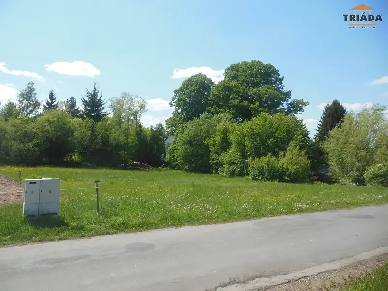 Prodej stavebního pozemku 1694 m², Stružinec – náhled fotky 2