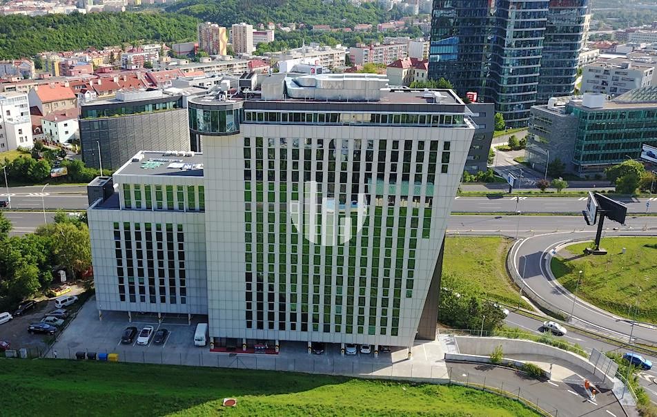Pronájem kanceláře 509 m²