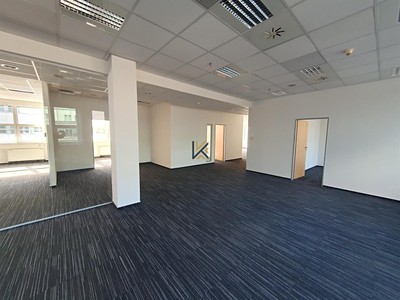 Комерційне приміщення в оренду, 576 м² (2 з 11)