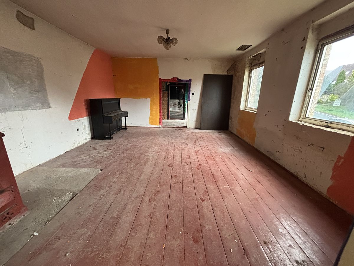 Prodej rodinného domu 400 m², pozemek 962 m² – fotografie 4