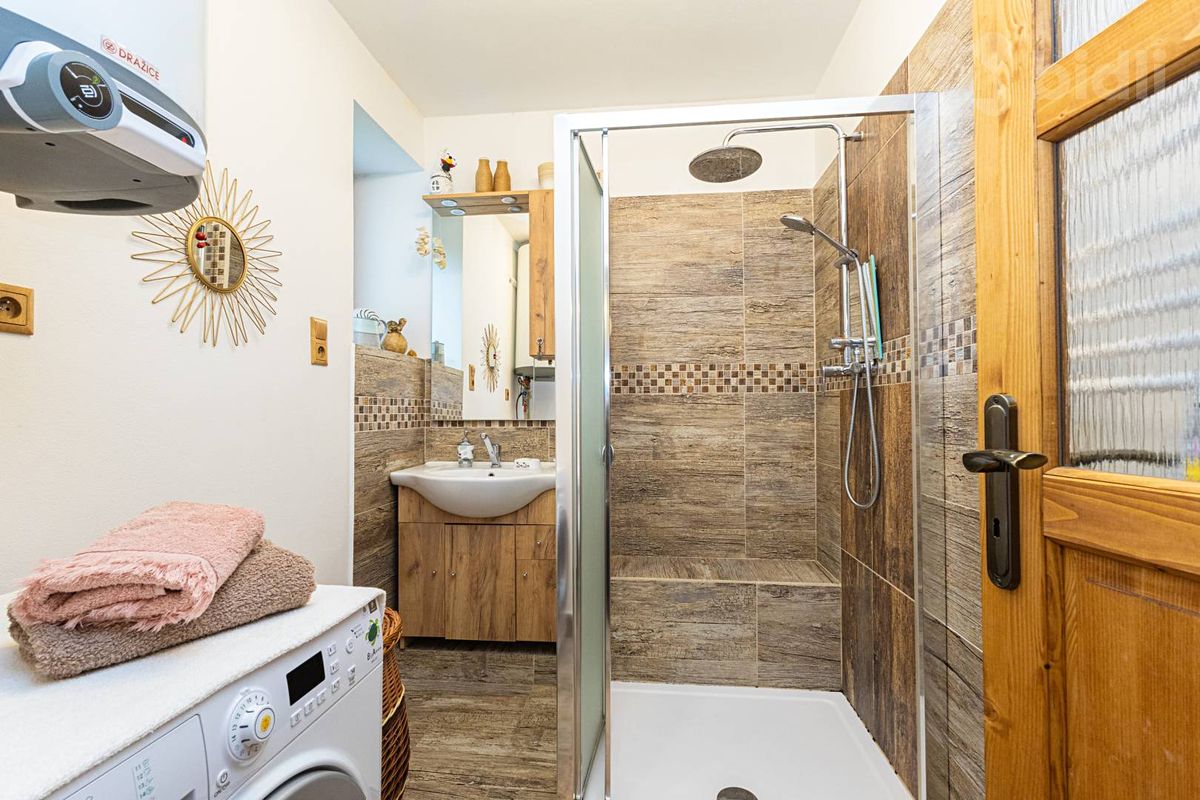 Prodej rodinného domu 110 m², pozemek 1553 m² – fotografie 4