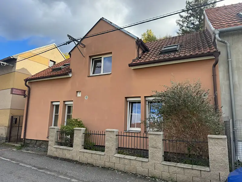 Prodej rodinného domu 100 m², pozemek 153 m², Nový Knín – náhled fotky 1