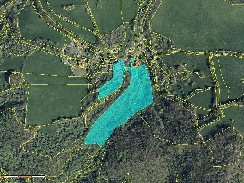 Prodej vícegeneračního domu 635 m², pozemek 36219 m², Povrly – náhled fotky 2