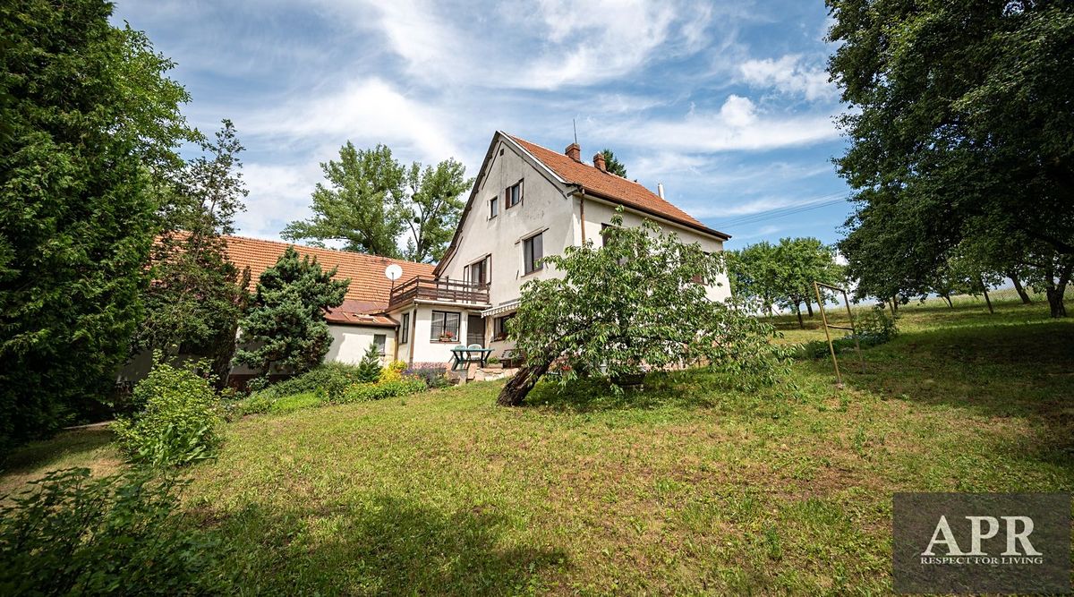 Prodej zemědělské usedlosti 275 m², pozemek 4669 m²