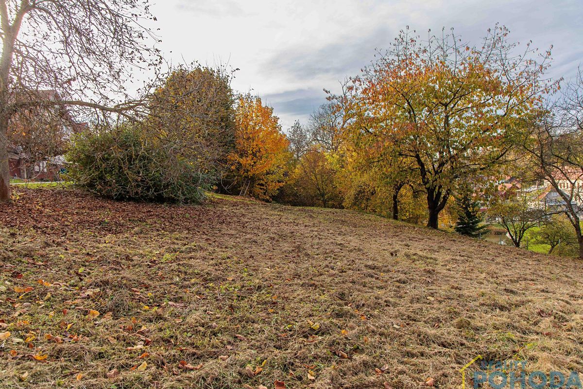Prodej stavebního pozemku 805 m² – fotografie 4