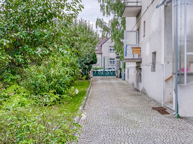 Комерційне приміщення на продаж, 652 м² (7 з 29)