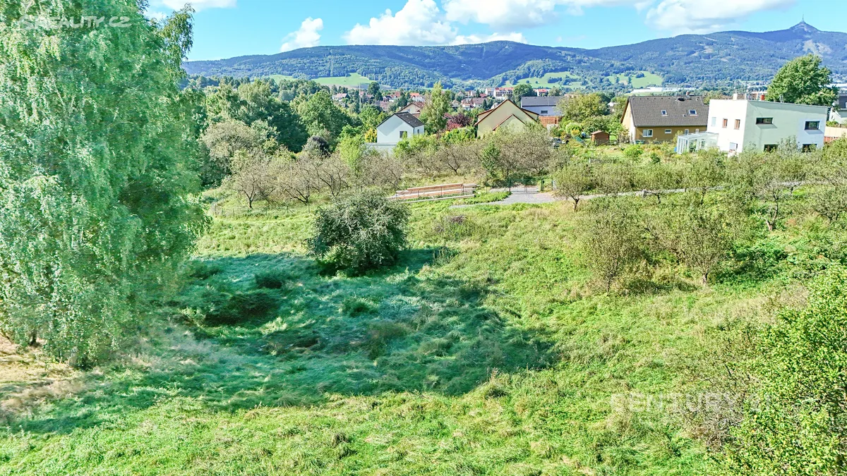 Prodej stavebního pozemku 1001 m² – pohled 2