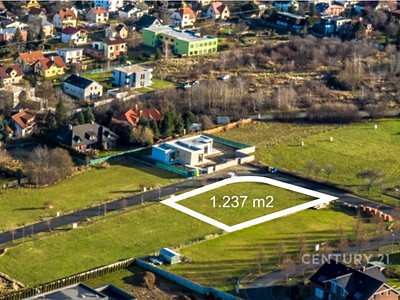 Prodej  stavebního pozemku 1 237 m² — photo 2