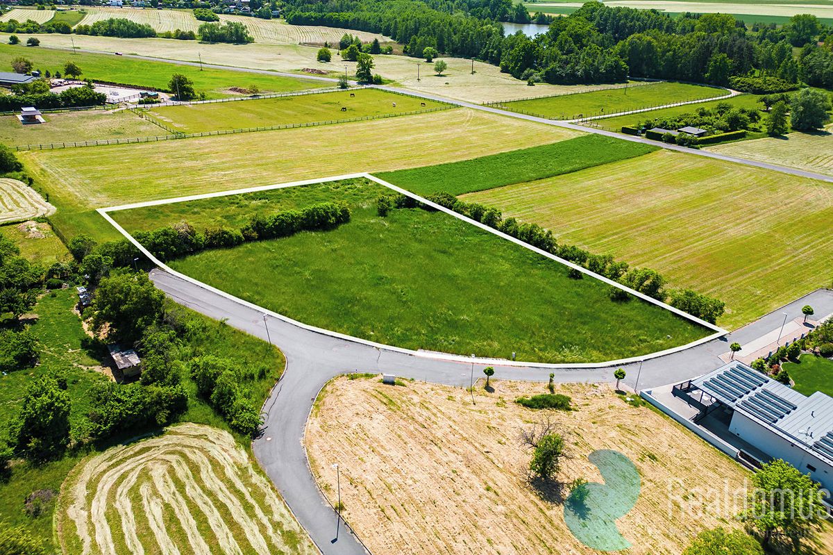 Prodej stavebního pozemku 6111 m²
