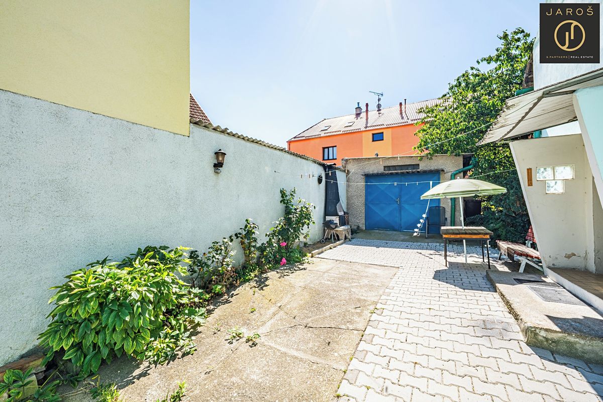 Prodej rodinného domu 80 m², pozemek 300 m² – fotografie 3