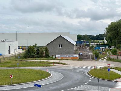 Prodej výrobní haly, prostoru 1540 m²