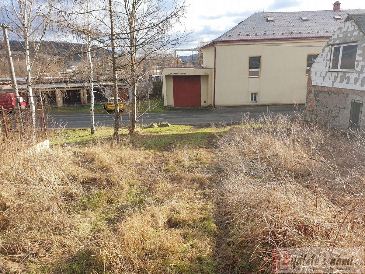 Prodej stavebního pozemku 1011 m² – fotografie 3
