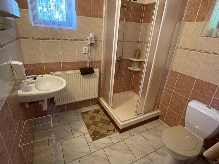 Комерційне приміщення в оренду, 600 м² (16 з 26)