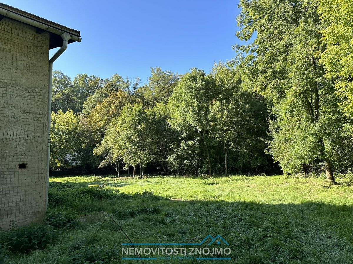 Prodej vily 300 m², pozemek 1026 m² – fotografie 3