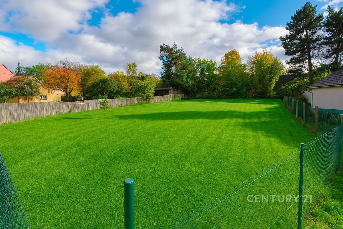 Prodej stavebního pozemku 1174 m² – fotografie 3