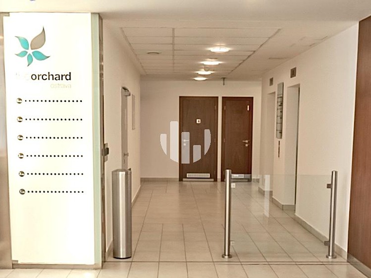 Комерційне приміщення в оренду, 142 м² (8 з 10)