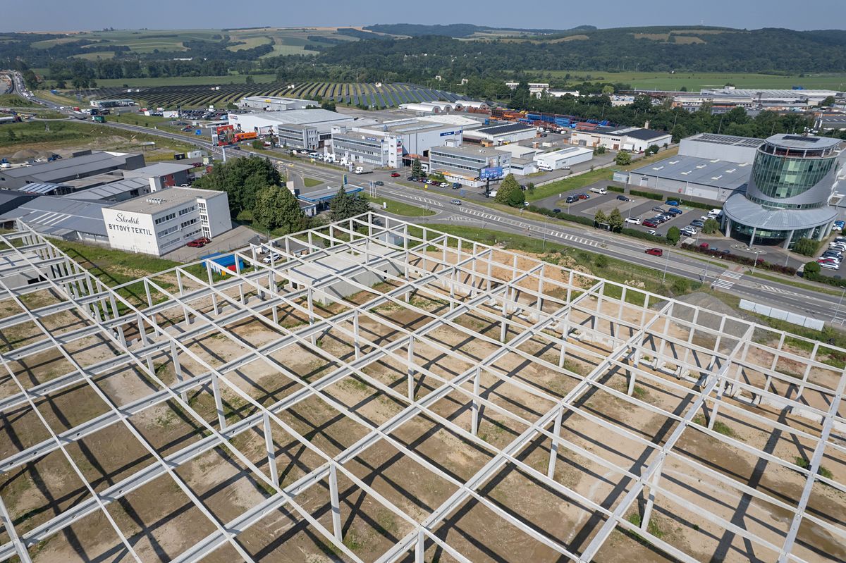 Pronájem skladového prostoru 7109 m² – fotografie 4