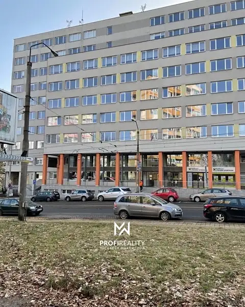 Pronájem kanceláře 17 m², Liberec – náhled fotky 1