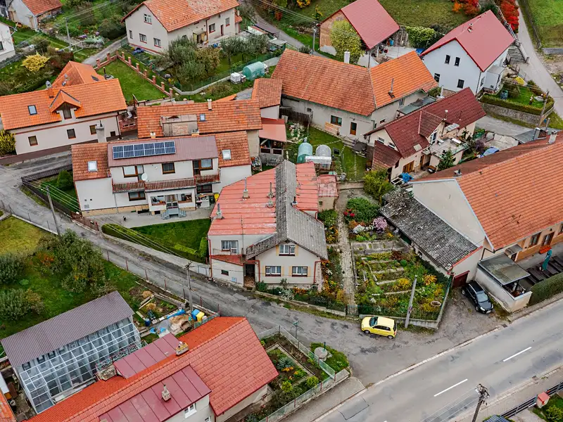 Prodej rodinného domu 375 m², pozemek 375 m², Skořenice – náhled fotky 3