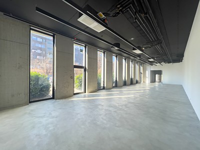 Pronájem obchodního prostoru 188 m² — photo 2