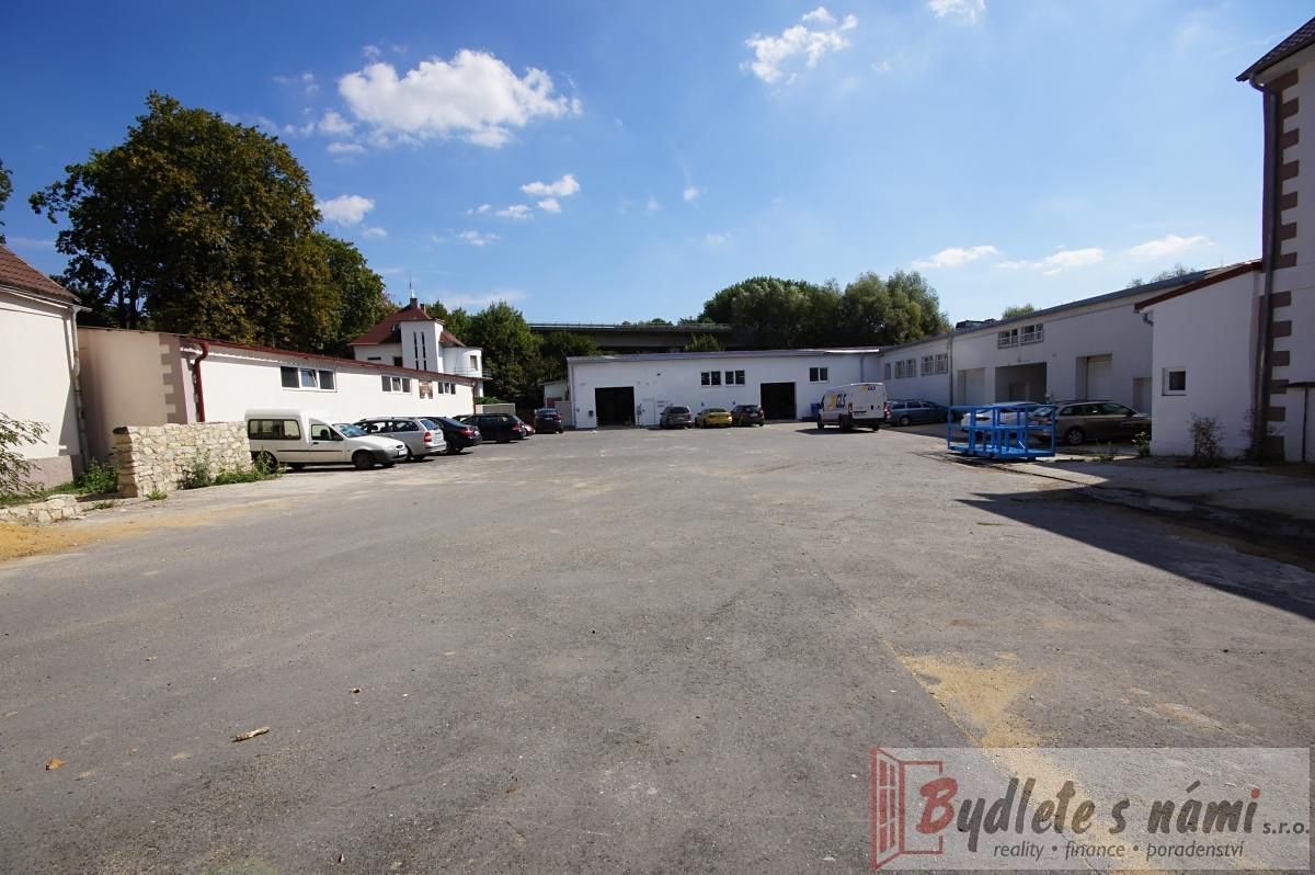 Prodej výrobní haly, prostoru 3000 m² – fotografie 4