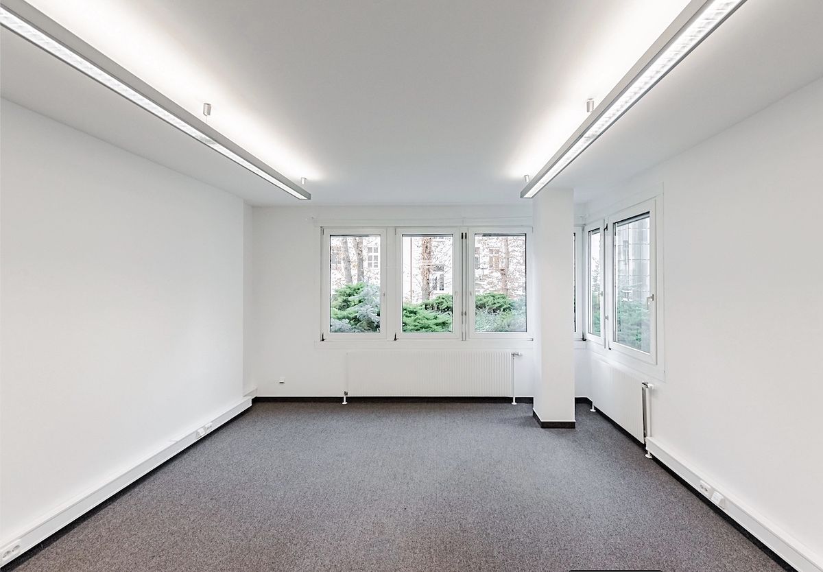 Pronájem kanceláře 190 m² – fotografie 3