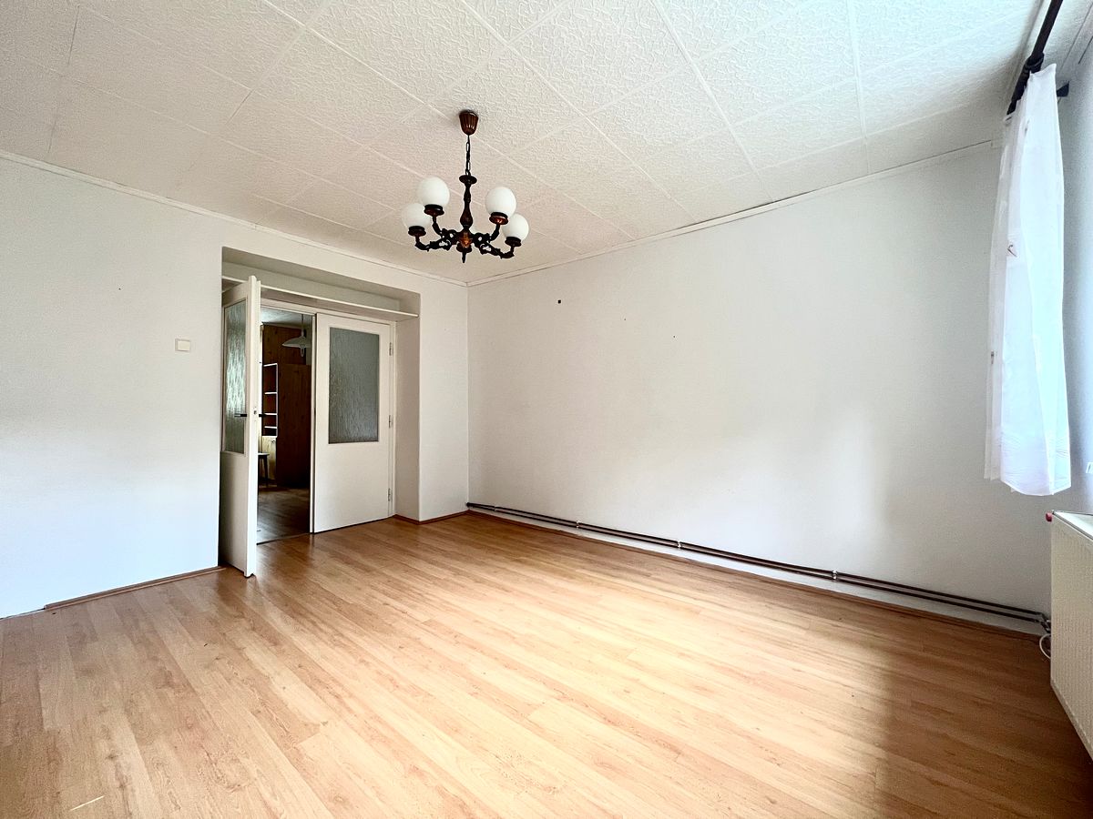 Pronájem bytu 2+1 63 m² – fotografie 3
