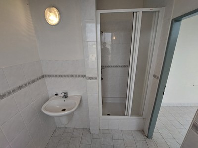 Комерційне приміщення в оренду, 15 м² (3 з 5)