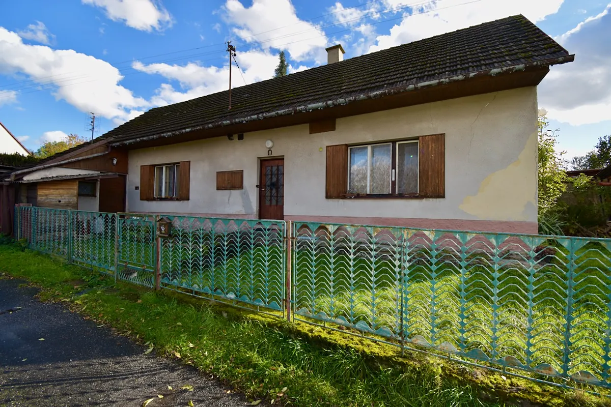 Prodej chalupy 80 m², pozemek 225 m²