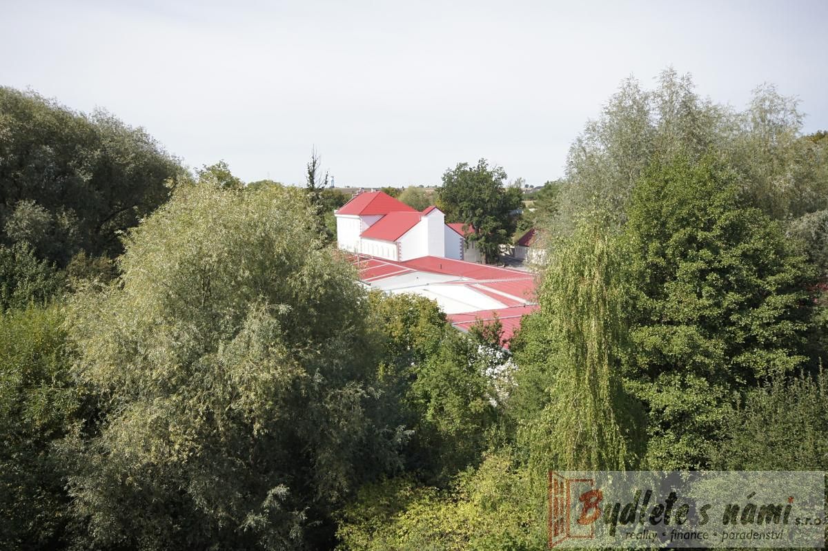Prodej výrobní haly, prostoru 3000 m² – fotografie 2