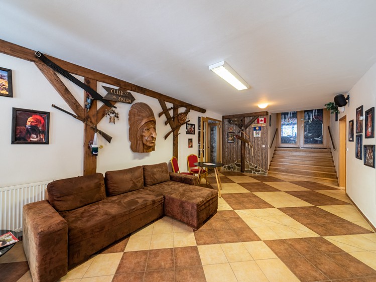 Комерційне приміщення на продаж, 1 132 м² (25 з 50)