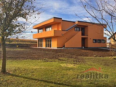 Pronájem bytu 1+kk 27 m²